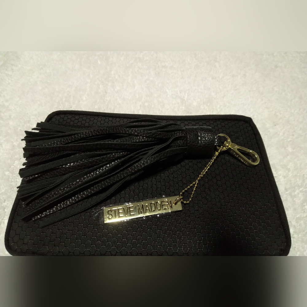 BRAND NEW Steve Madden Black Tassel Logo Keychain